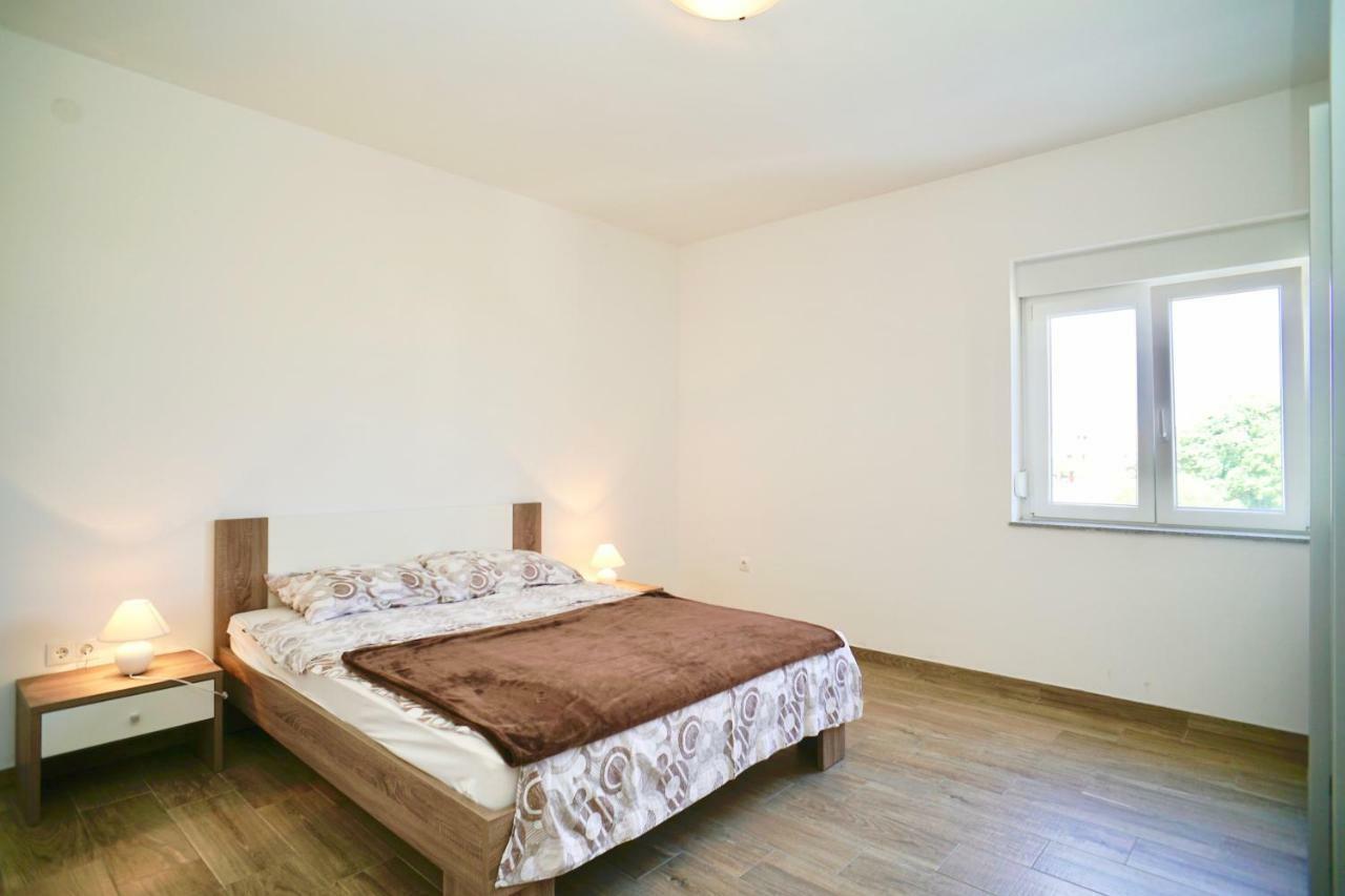Apartments Teo Trogir Ngoại thất bức ảnh