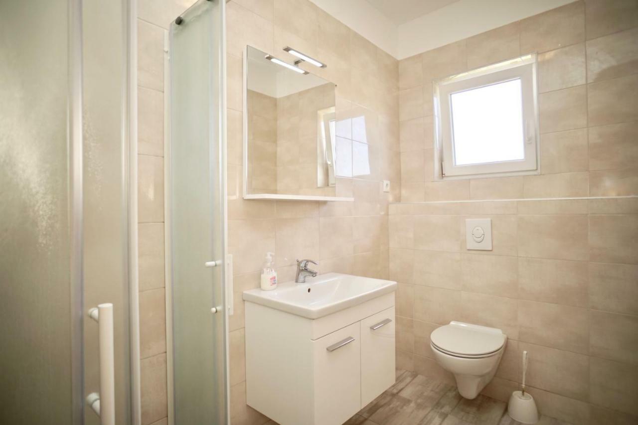 Apartments Teo Trogir Ngoại thất bức ảnh
